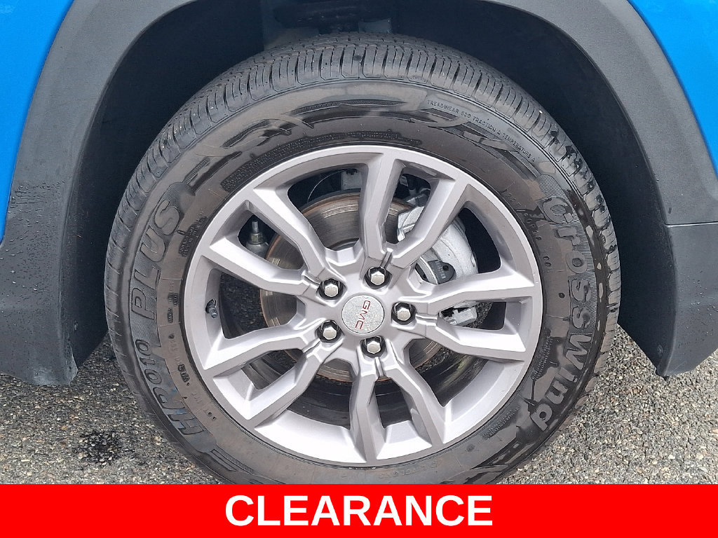 Used 2024 GMC Terrain SLT AWD/4WD image 8