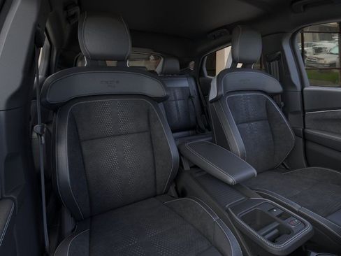 New 2025 Ford Mustang Mach-E GT image 10