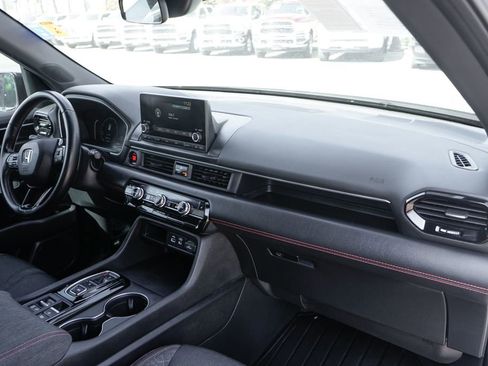 Used 2023 Honda Pilot Sport image 35