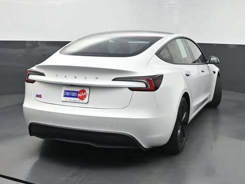 Used 2024 Tesla Model 3 Standard Range RWD image 40