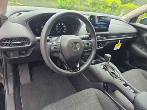 New 2026 Honda HR-V LX image 15