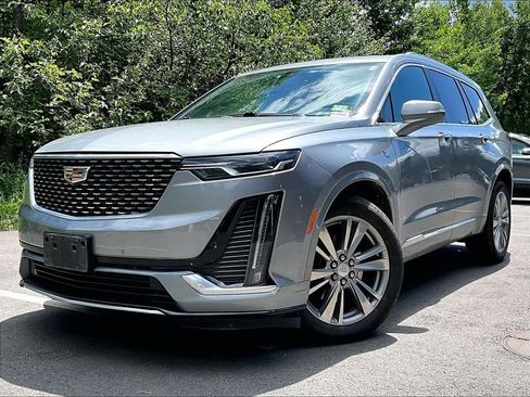 Used 2024 Cadillac XT6 Premium Luxury AWD/4WD image 3