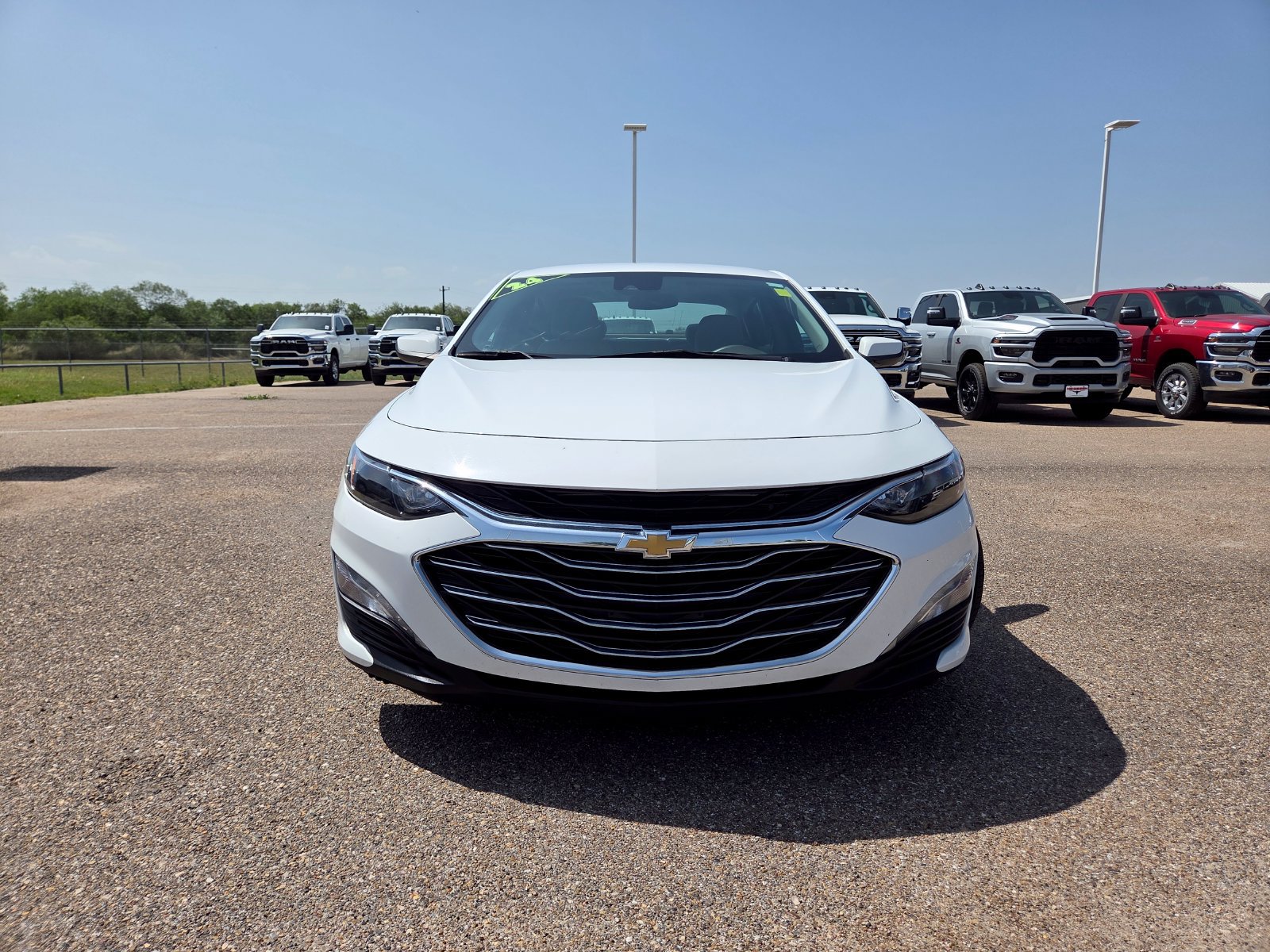 Used 2024 Chevrolet Malibu LT FWD image 2
