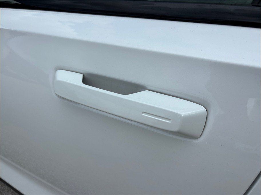 Used 2022 Polestar Polestar 2 w/ Plus Package AWD/4WD image 17