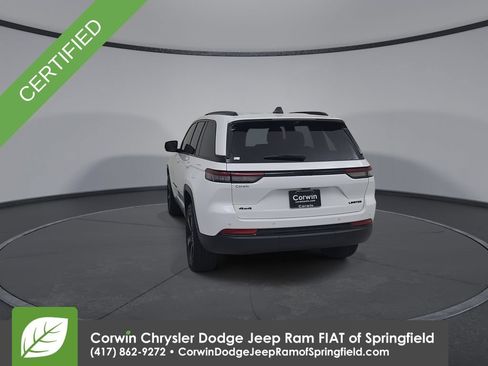Used 2024 Jeep Grand Cherokee Limited w/ Luxury Tech Group II AWD/4WD image 11