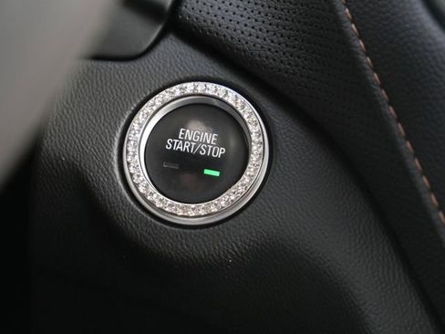 Used 2020 Chevrolet Equinox Premier image 21