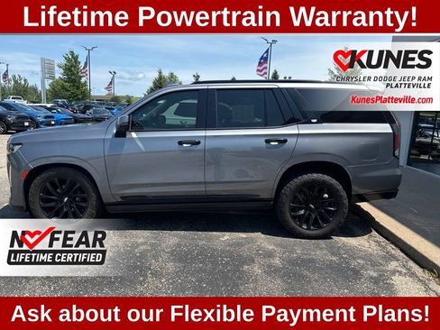 Used 2021 Cadillac Escalade Sport Platinum w/ LPO, ONYX Package AWD/4WD image 9
