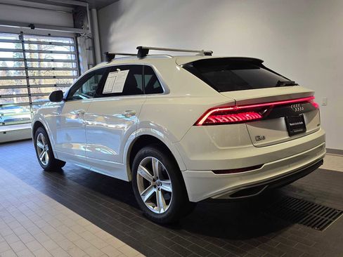 Used 2019 Audi Q8 Premium w/ Convenience Package image 3