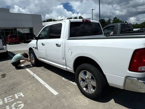 Used 2017 RAM 1500 Big Horn AWD/4WD image 24