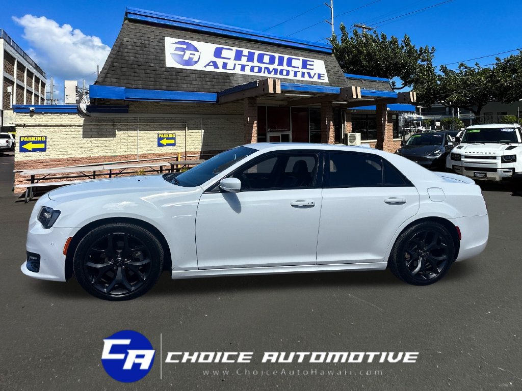 Used 2023 Chrysler 300 S w/ Comfort Group RWD image 3