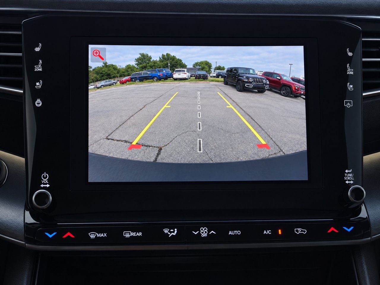 Used 2023 Jeep Wagoneer Series II w/ Premium Group I AWD/4WD image 16