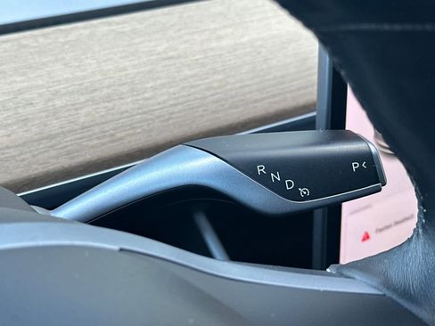 Used 2018 Tesla Model 3 Long Range image 23