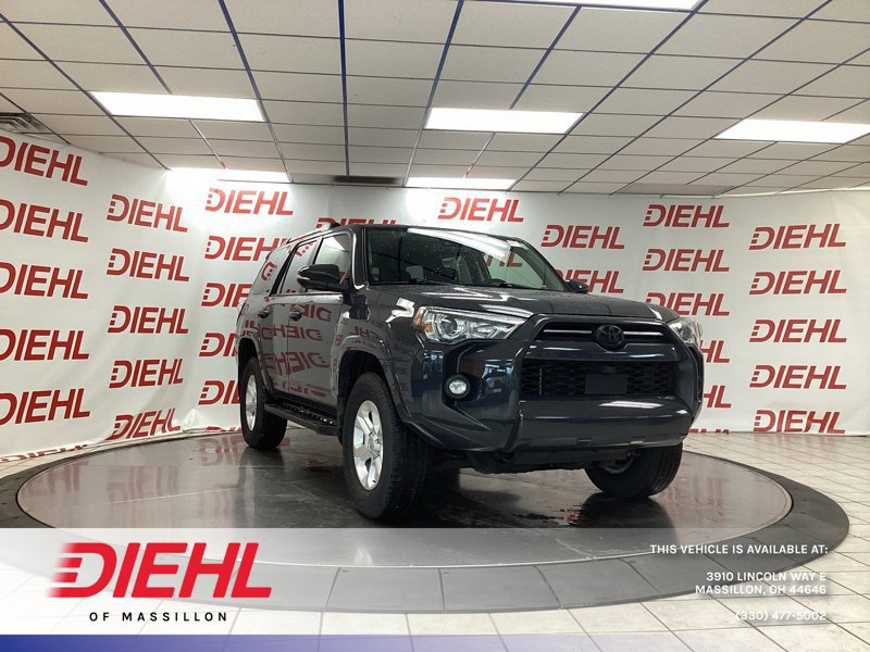 Used 2024 Toyota 4Runner SR5 Premium w/ Moonroof Package AWD/4WD image 1