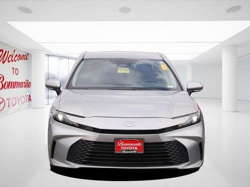 Certified 2025 Toyota Camry LE image 4