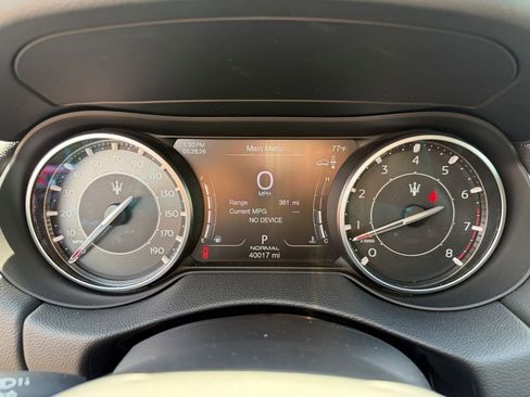 Used 2022 Maserati Levante GT AWD/4WD image 15