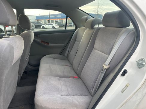 Used 2005 Toyota Corolla LE image 11