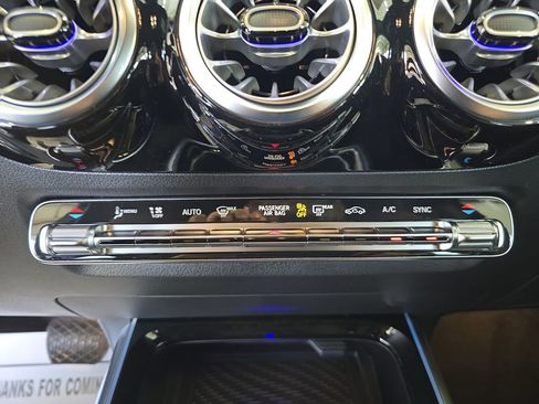 New 2026 Mercedes-Benz GLA 250 4MATIC image 23
