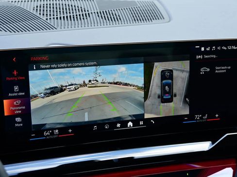 Used 2025 BMW i5 eDrive40i w/ Premium Package RWD image 14