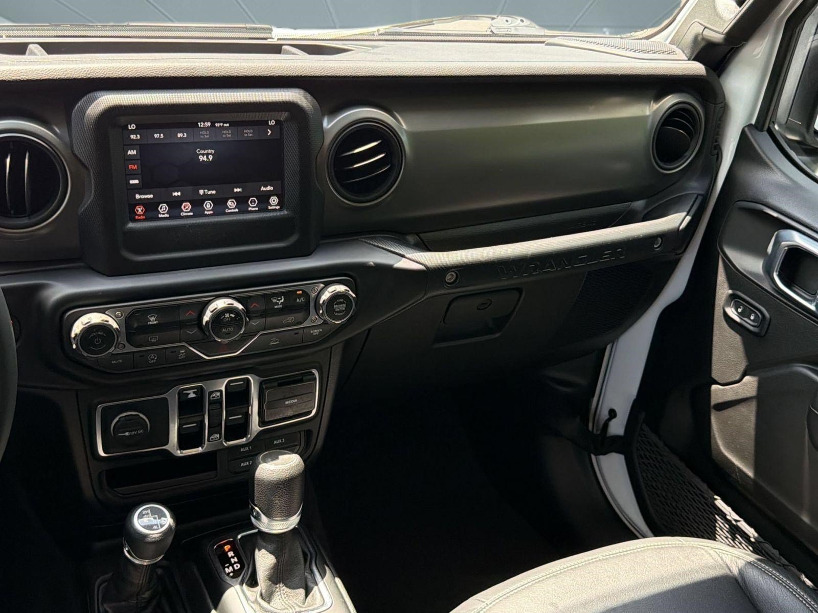 Used 2023 Jeep Wrangler Unlimited Sport AWD/4WD image 27