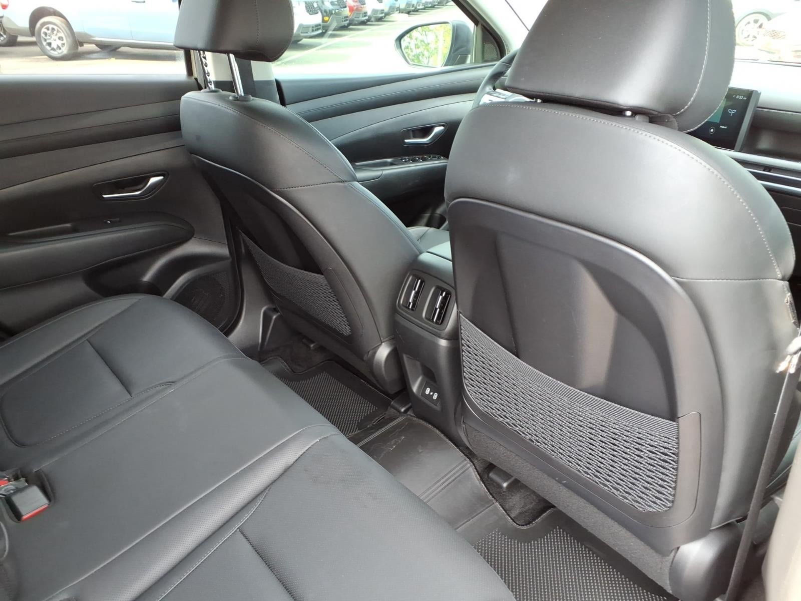 Used 2025 Hyundai Tucson SEL AWD/4WD image 13