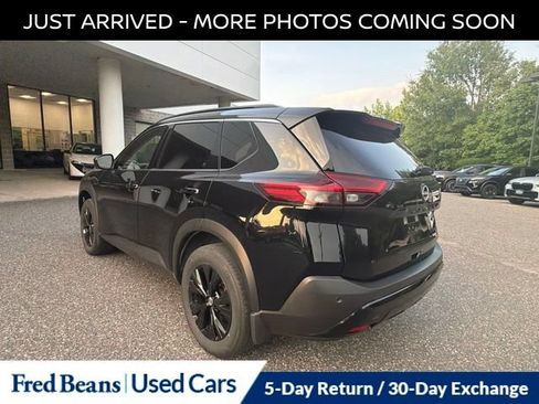 Certified 2023 Nissan Rogue SV w/ SV Premium B Package AWD/4WD image 6