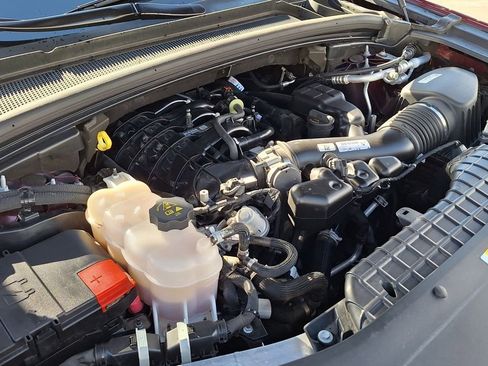 Used 2024 Jeep Grand Cherokee Altitude image 29