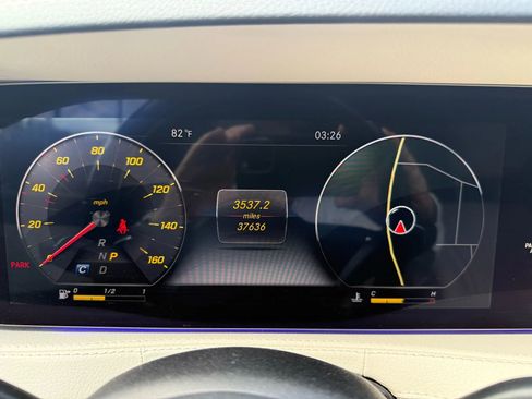 Used 2018 Mercedes-Benz S 560 Sedan image 20