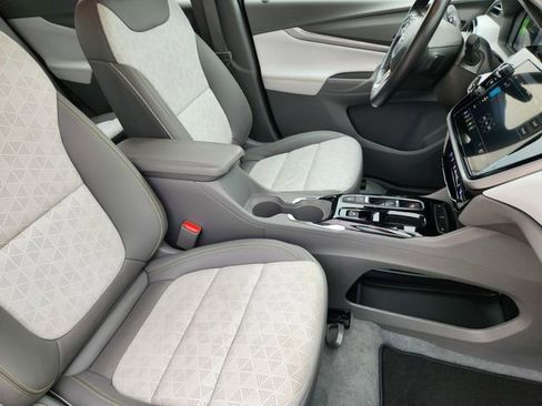 Certified 2022 Chevrolet Bolt EUV Premier FWD image 14