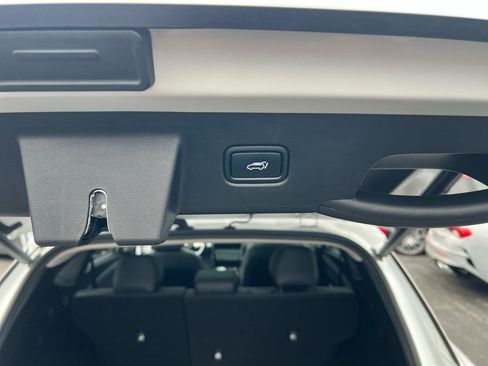 Used 2022 Hyundai Tucson Limited image 17