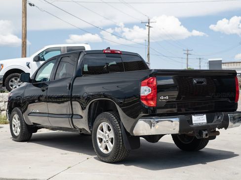 Used 2020 Toyota Tundra SR5 w/ SR5 Upgrade Package AWD/4WD image 5