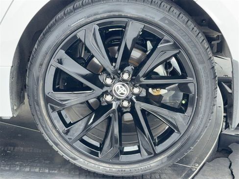 Used 2022 Toyota Corolla SE image 50