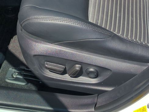 Used 2021 Toyota Corolla XSE w/ Carpet Mat Package (TMS) FWD image 33