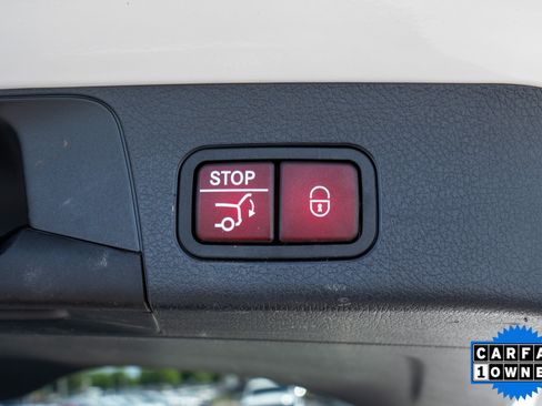 Used 2023 Mercedes-Benz GLB 250 image 34