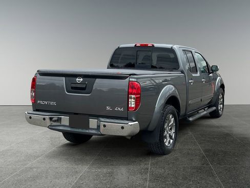 Used 2017 Nissan Frontier SL image 7