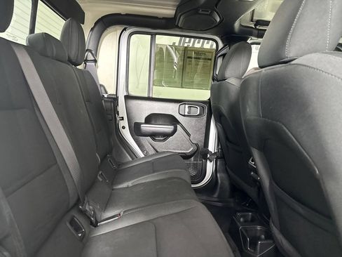 Used 2022 Jeep Gladiator Sport AWD/4WD image 28