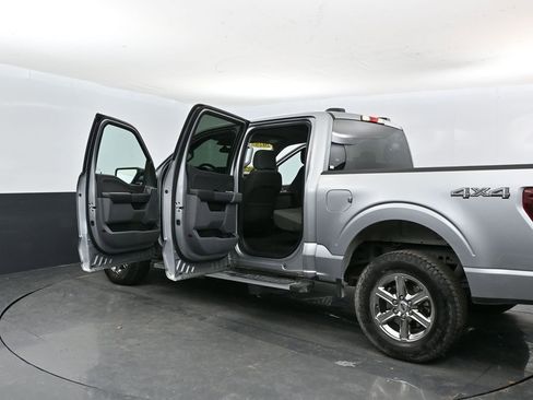 Used 2025 Ford F150 XLT w/ Equipment Group 301A Standard AWD/4WD image 43