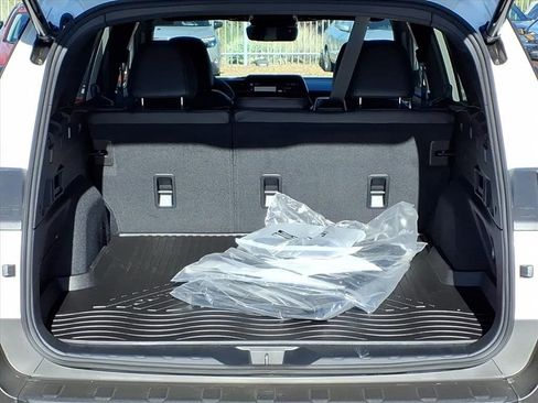 New 2026 Subaru Outback Limited image 13