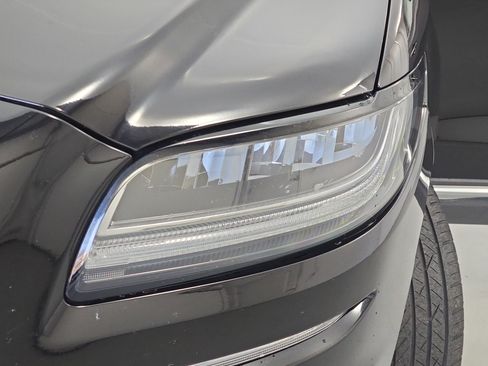 Used 2020 Lincoln Nautilus Reserve w/ Equipment Group 201A image 32