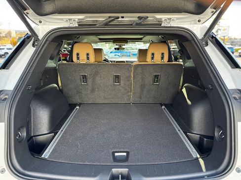 Used 2020 Chevrolet Blazer Premier w/ Driver Confidence II Package image 5