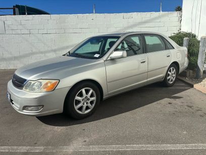 Used 2000 Toyota Avalon XLS
