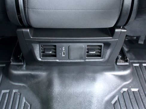 Used 2024 GMC Sierra 2500 Pro w/ Convenience Package image 32