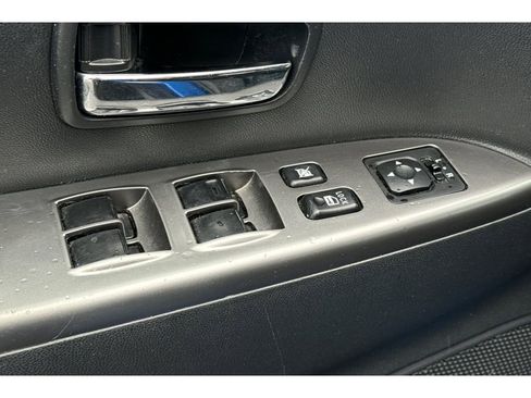 Used 2018 Mitsubishi Outlander Sport ES image 12