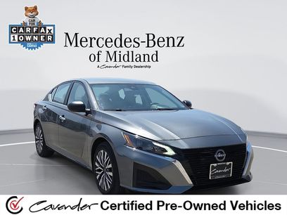 Used 2025 Nissan Altima 2.5 SV