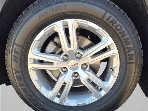 Used 2020 GMC Terrain SLE w/ Driver Convenience Package FWD image 28