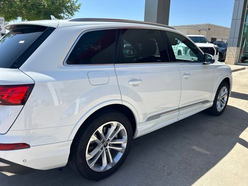 Used 2025 Audi Q7 3.0T Premium Plus AWD/4WD image 10