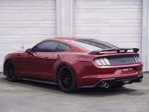Used 2018 Ford Mustang GT w/ GT Performance Package RWD image 3