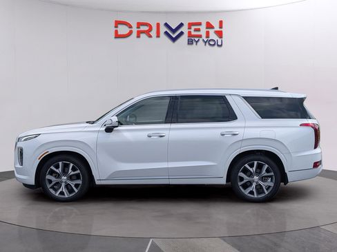 Used 2021 Hyundai Palisade Limited FWD image 2