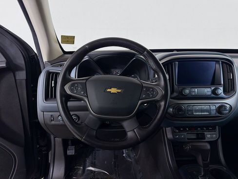 Used 2021 Chevrolet Colorado Z71 AWD/4WD image 19