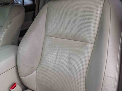 Used 2018 Lexus GX 460 Premium w/ Premium Package AWD/4WD image 31