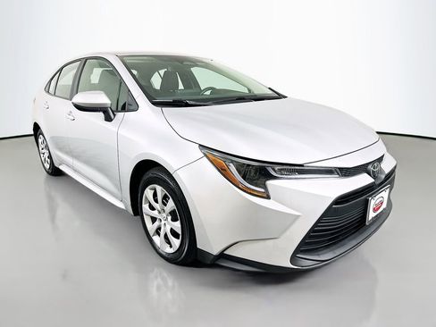 Certified 2024 Toyota Corolla LE FWD image 3